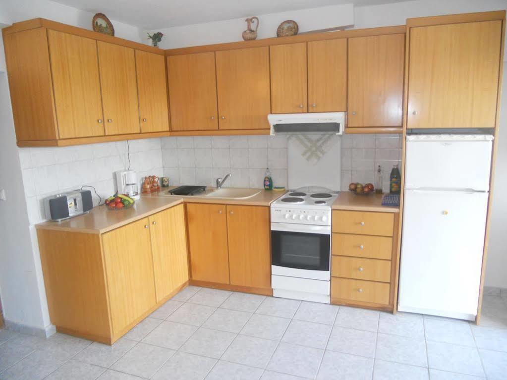 Galini Apartments Плакіас Екстер'єр фото