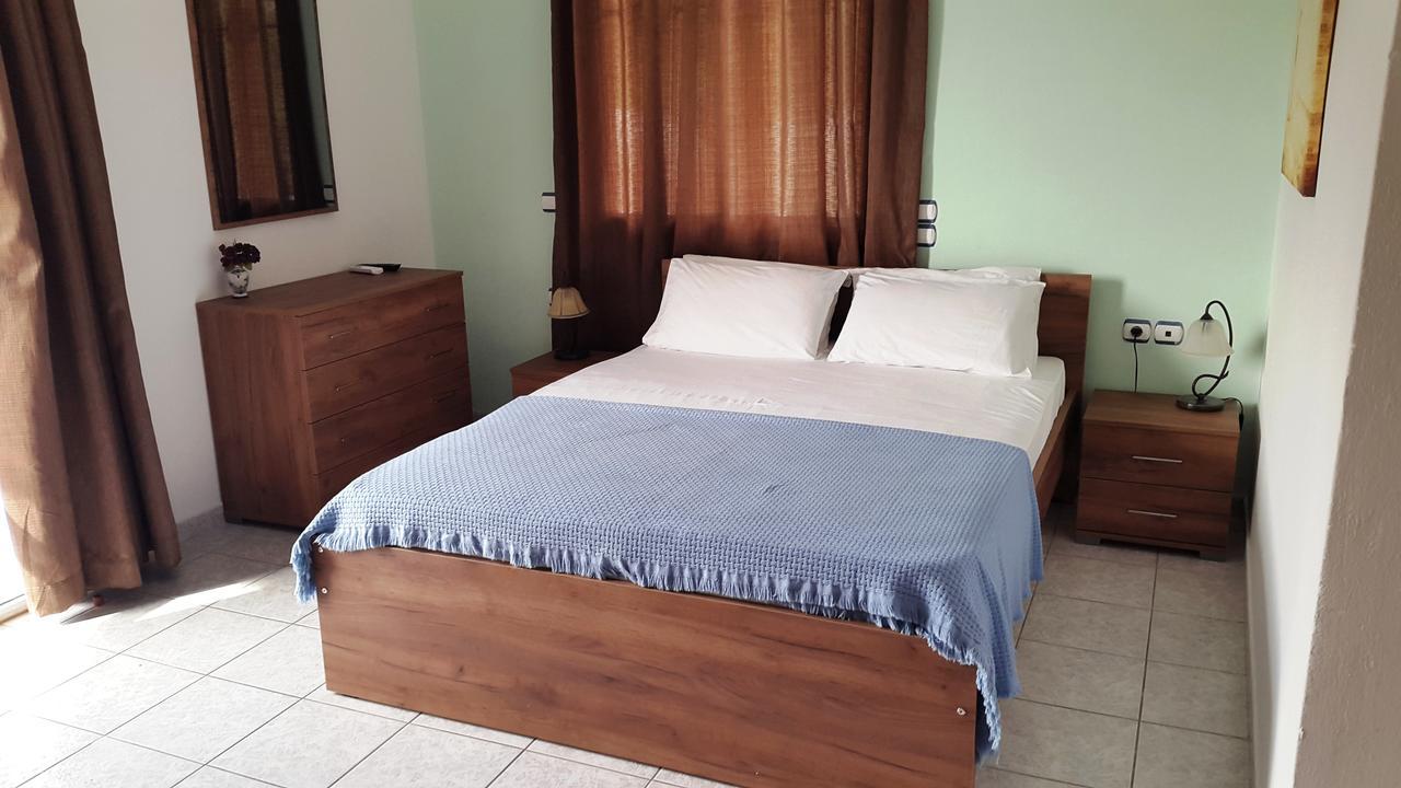 Galini Apartments Плакіас Екстер'єр фото